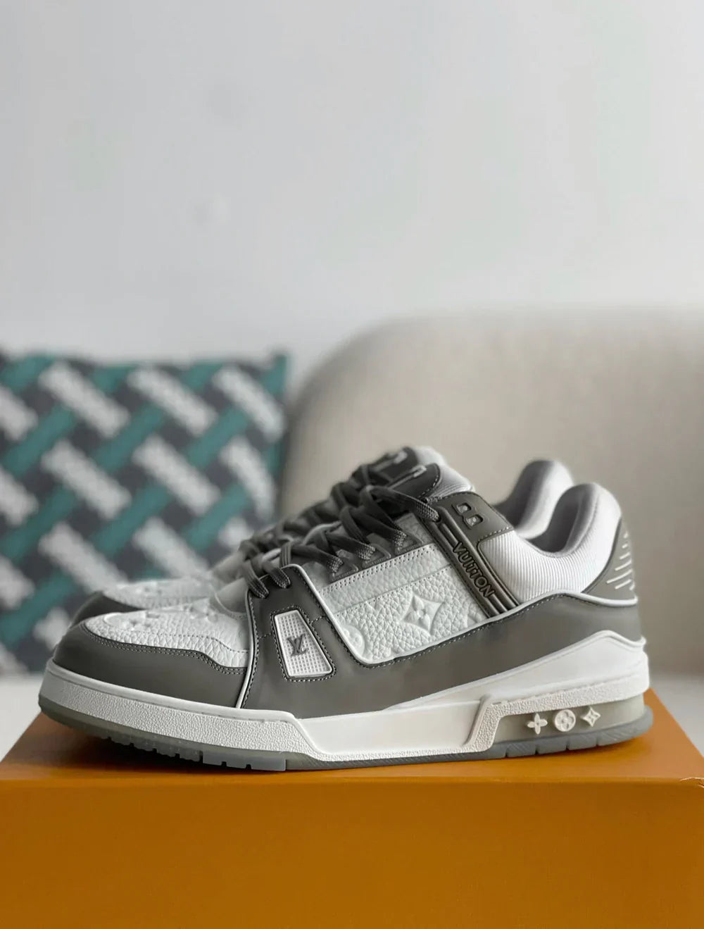 LOUIS VUITTON TRAINER
