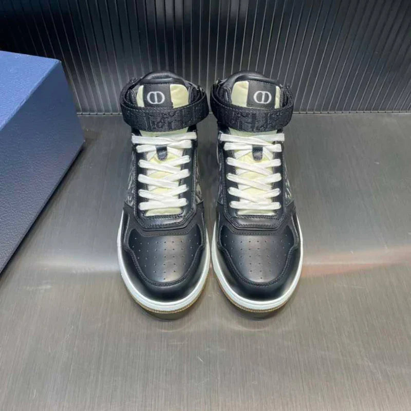 DIOR SNEAKER